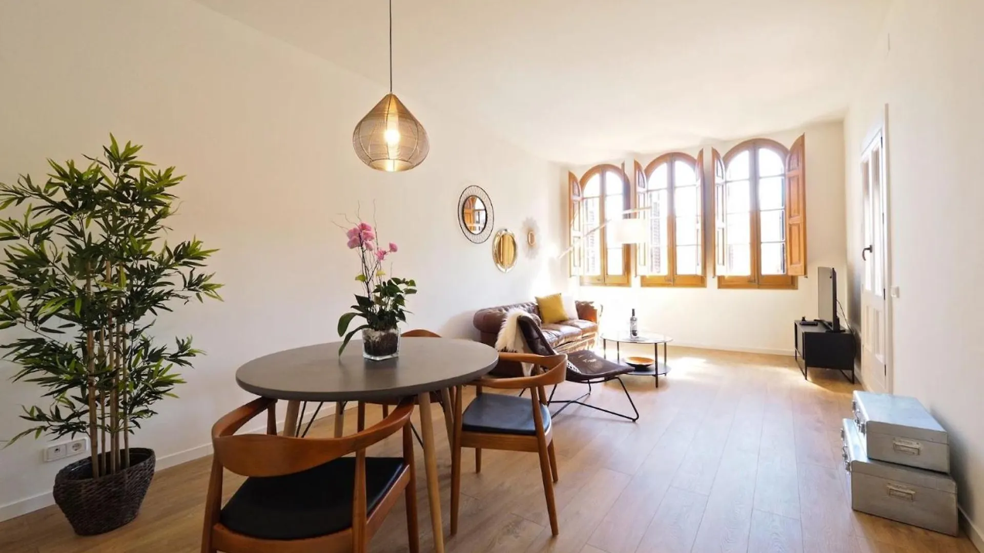 The Ultimate Central Place Apartment